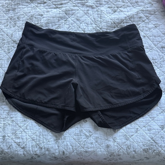 Lululemon Speed Up Short Long *4" Updated Fit
Black 8 - Picture 3 of 7